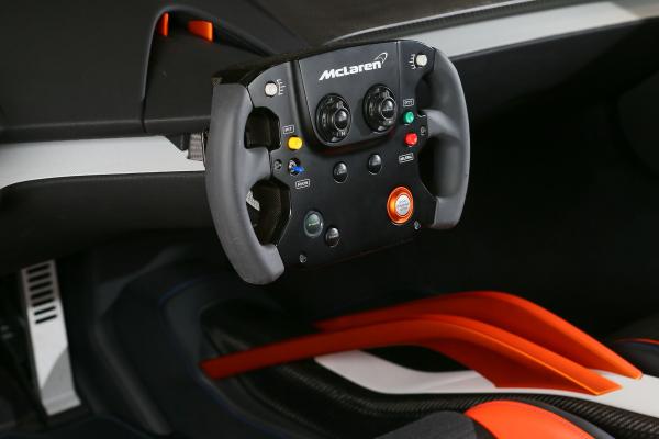 Mc Laren 675Lt, Jvc-Kenwood, Женевский Автосалон 2016, Интерьер, HD, 2K, 4K