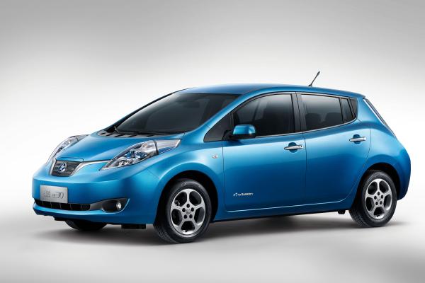 Nissan Leaf, Электромобили, Nissan, Городские Автомобили, Ecosafe, Обзор, Сбоку, Купить, Арендовать, HD, 2K, 4K, 5K